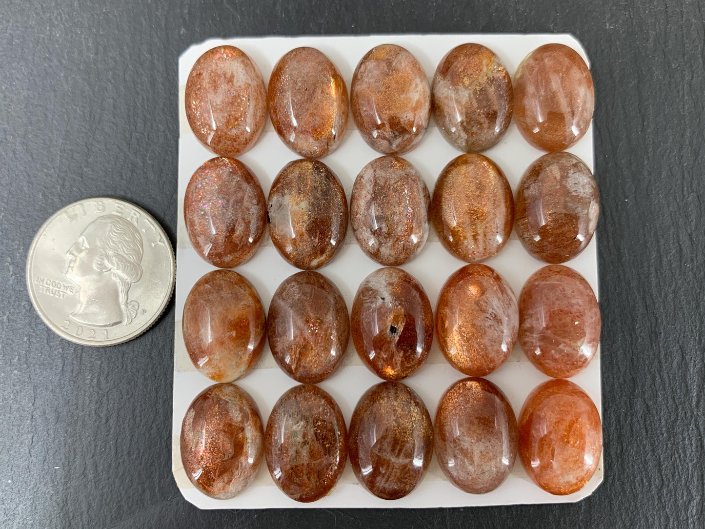Sunstone oval 13x18mm cabochon - Calibrated cabochons