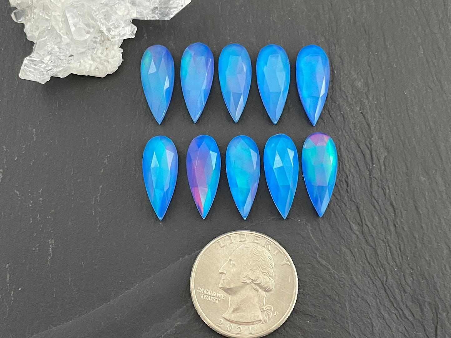 Faceted Aurora Opal Pear 8x20mm cabochon - Doublet cabochons