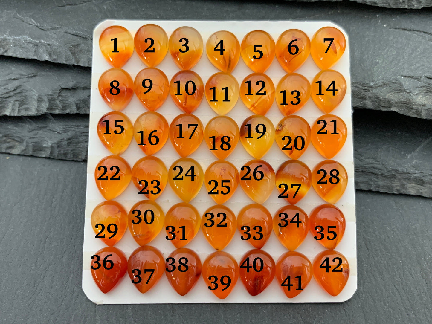 Carnelian pear 8x10mm Cabochon - Calibrated cabochons