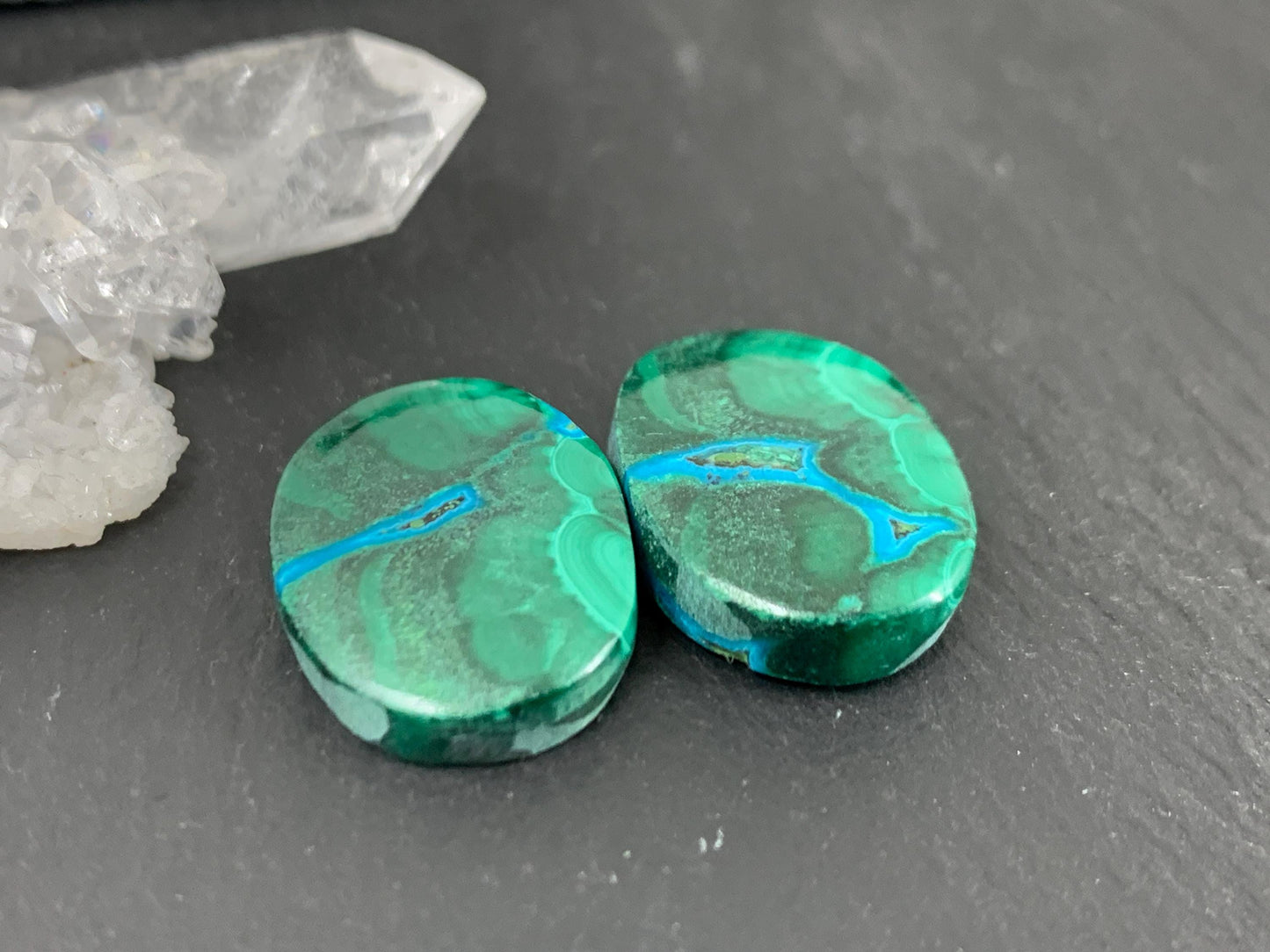 Malachite Chrysocolla oval 14x19x4mm cabochon pair