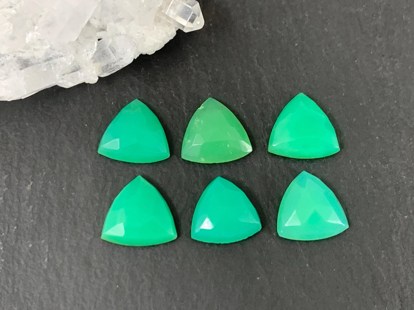 Chrysoprase Triangle Cabochon – 10mm Faceted Top Gem, Natural Green Gemstone