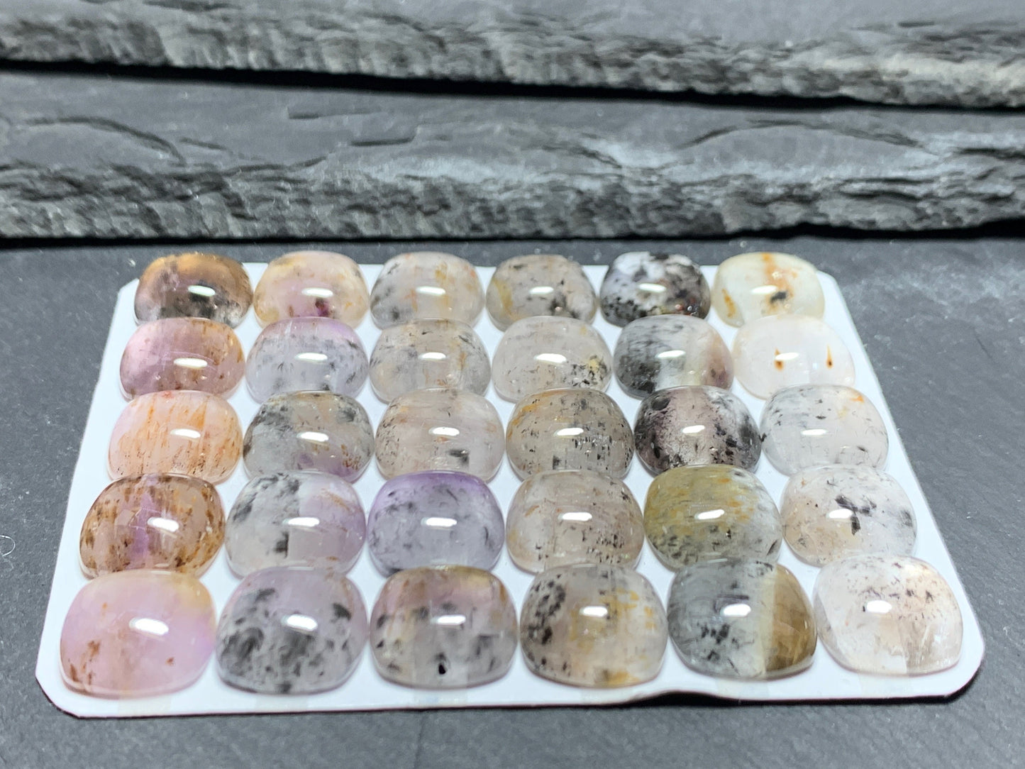 Super 7 square cushion 12x12mm cabochon - Calibrated cabochons