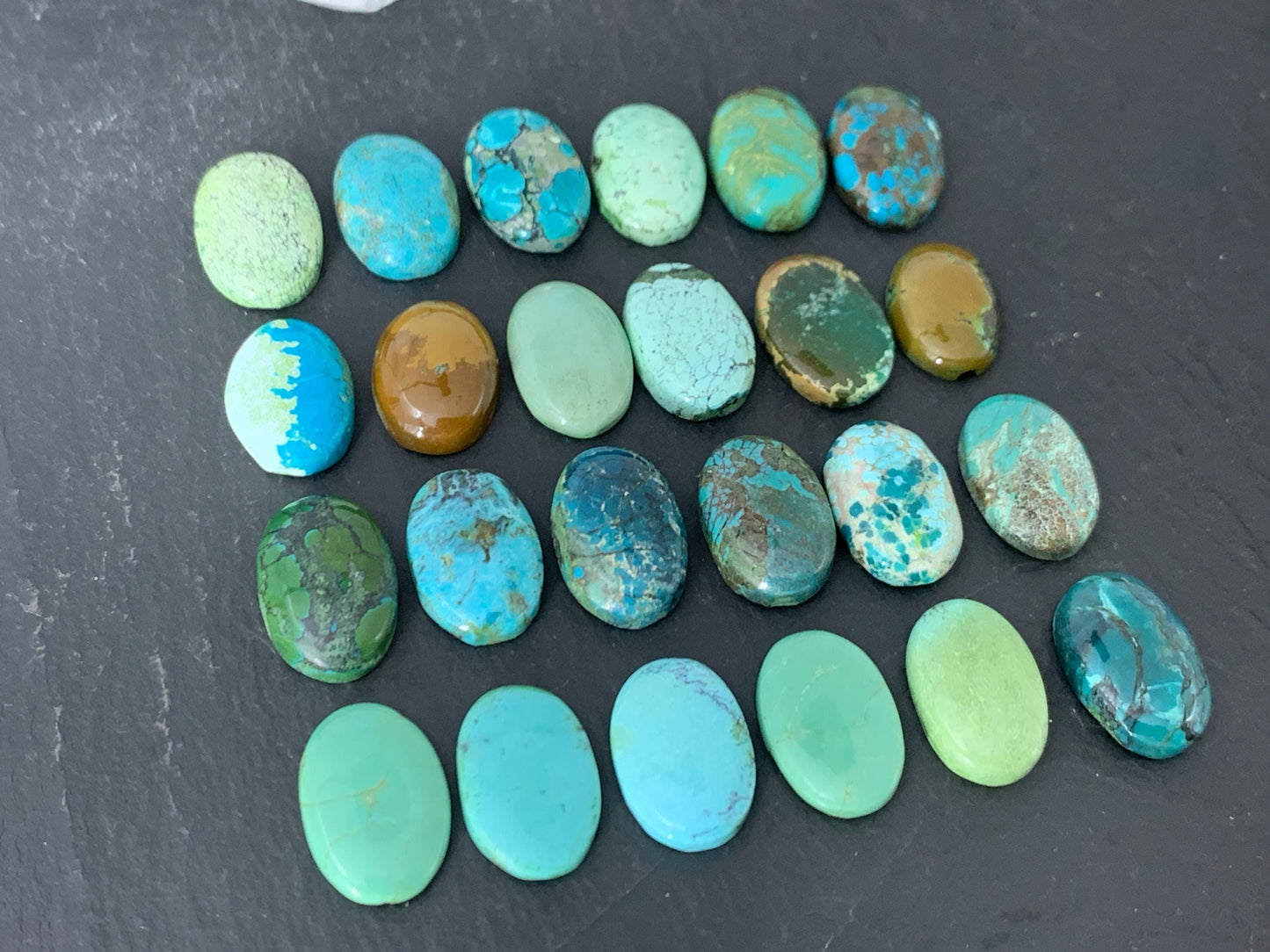 Tibetan Turquoise oval 10x15mm cabochon