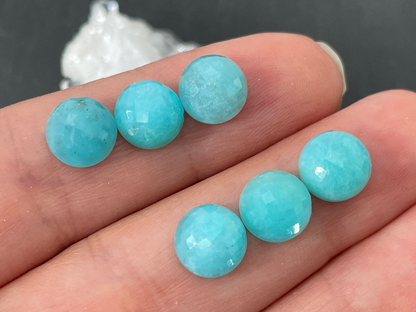 Faceted Amazonite Round 8mm Cabochon - Calibrated cabochons