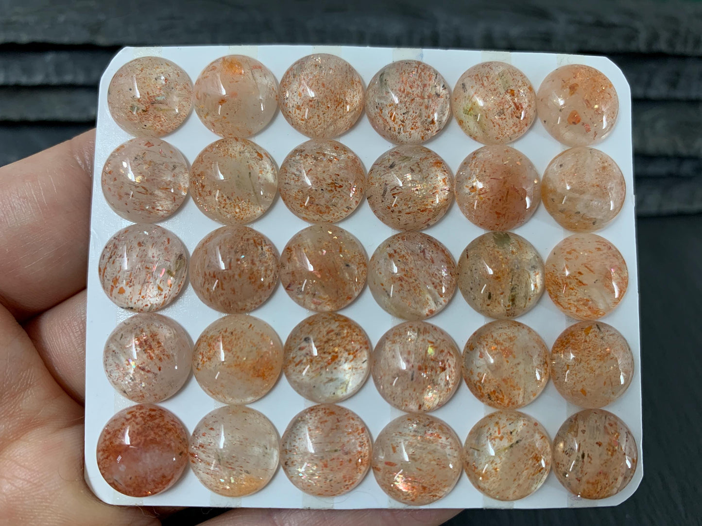 Sunstone round 12mm cabochon - Calibrated cabochons.