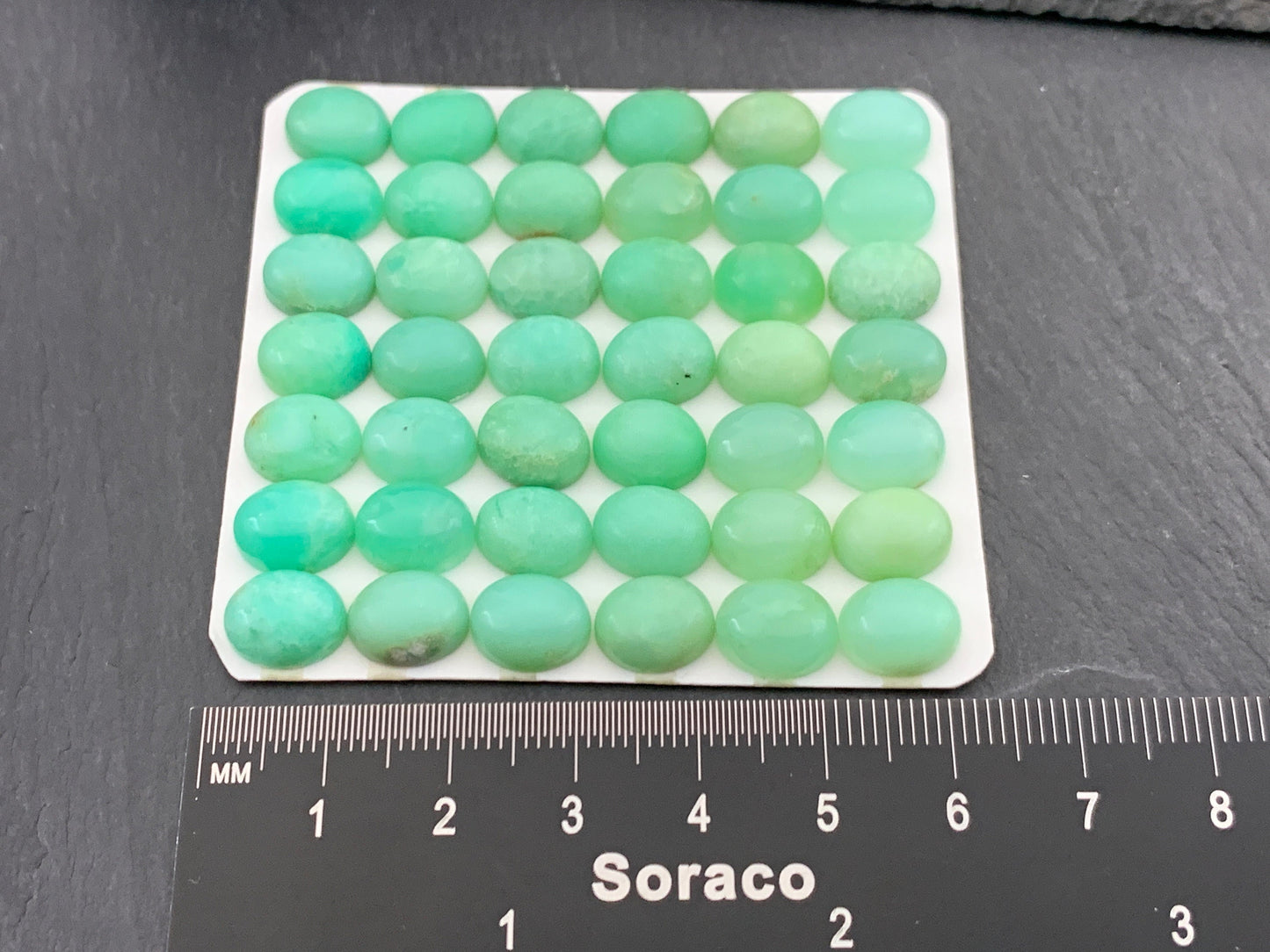 Chrysocolla Quartz oval 8x10mm cabochon - Calibrated cabochons