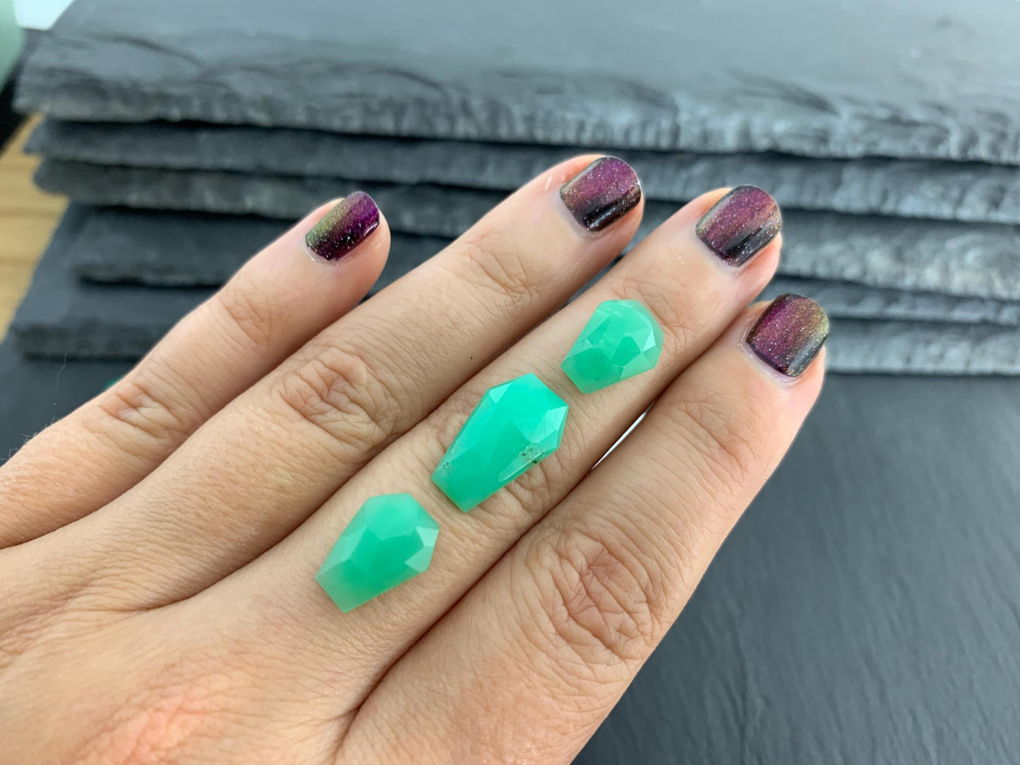 Faceted Chrysoprase Coffin 9x12mm, 10x16mm cabochon
