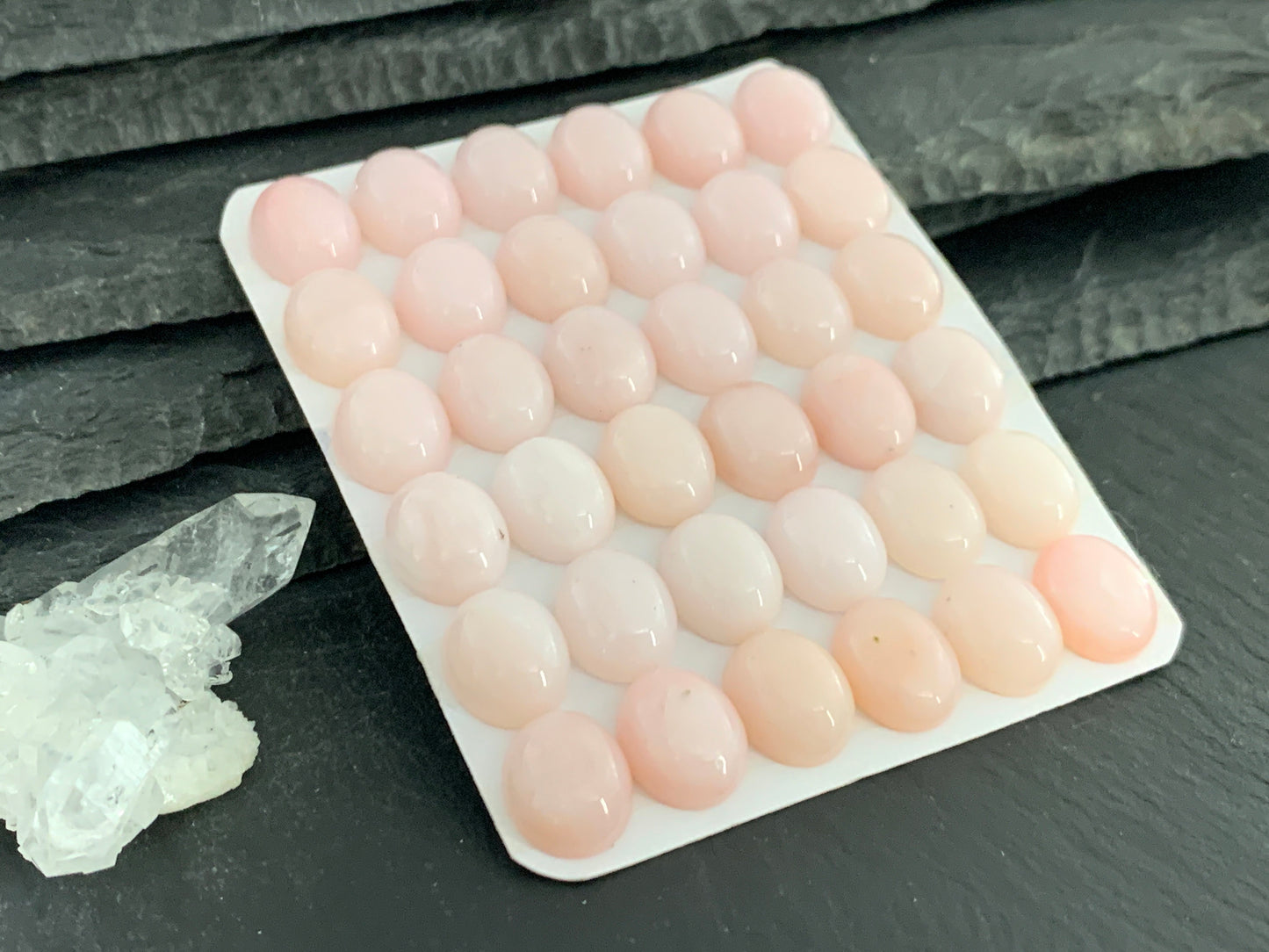 Pink Opal oval 10x12mm cabochon - Calibrated cabochons/ light pink
