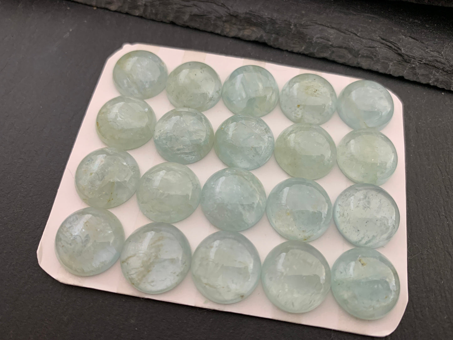 Aquamarine round 15mm cabochon - Calibrated cabochons