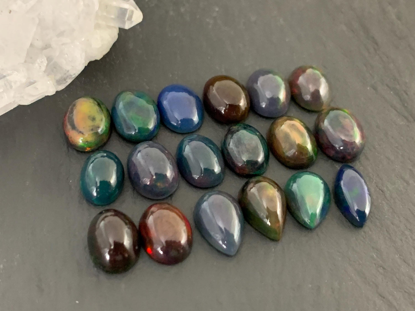 Ethiopian Opal oval, pear 7-9mm cabochon