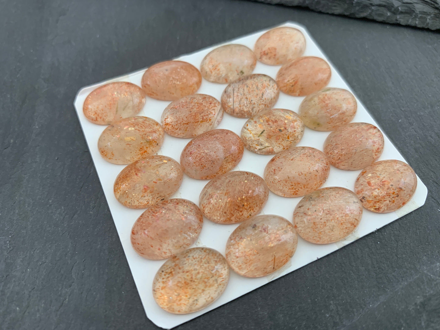 Sunstone oval 12x16mm cabochon - Calibrated cabochons