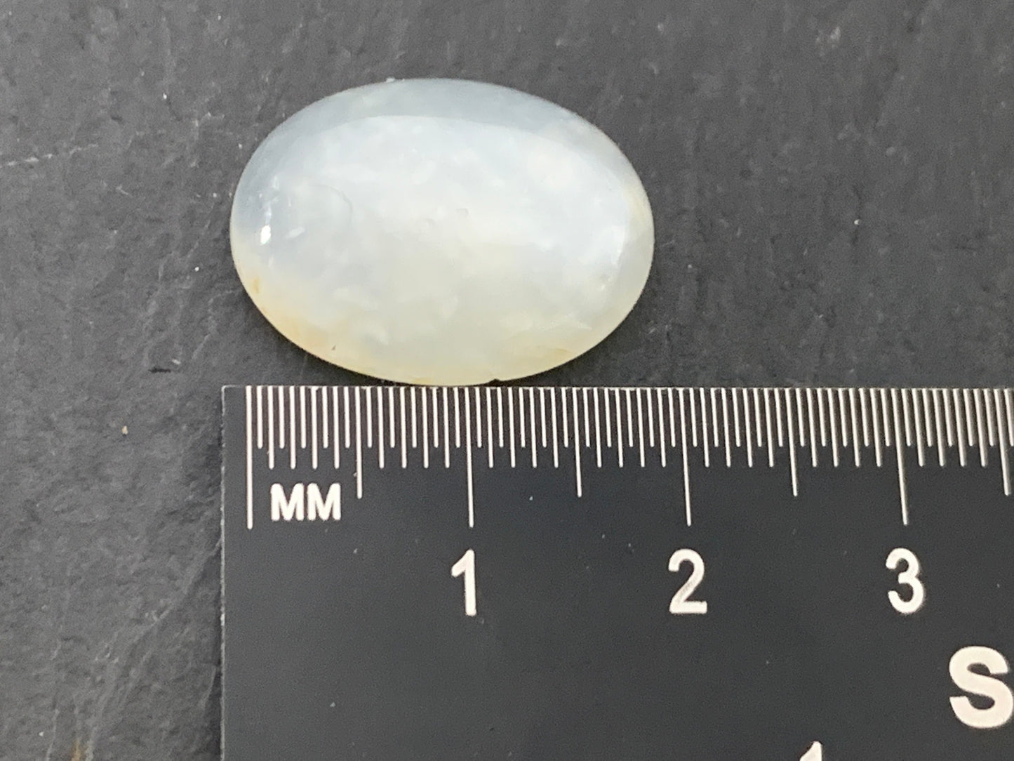White Moonstone Oval 15x20mm Cabochon - Calibrated Gemstone for Jewelry