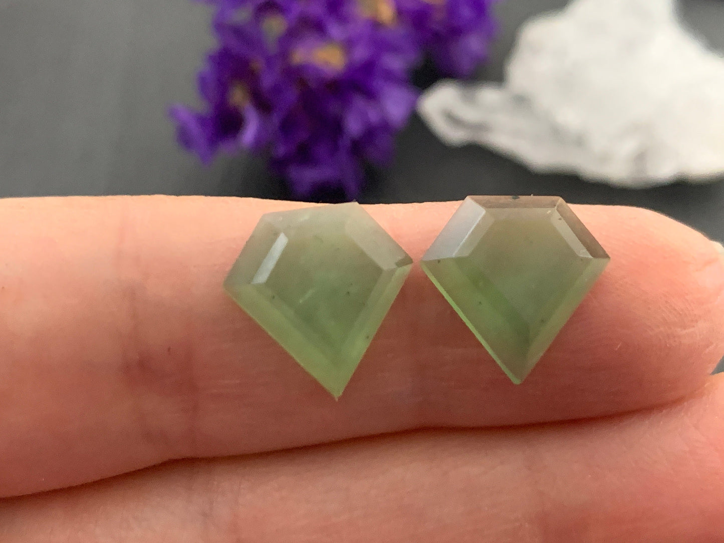 Faceted Serpentine diamond 12x12mm cabochon