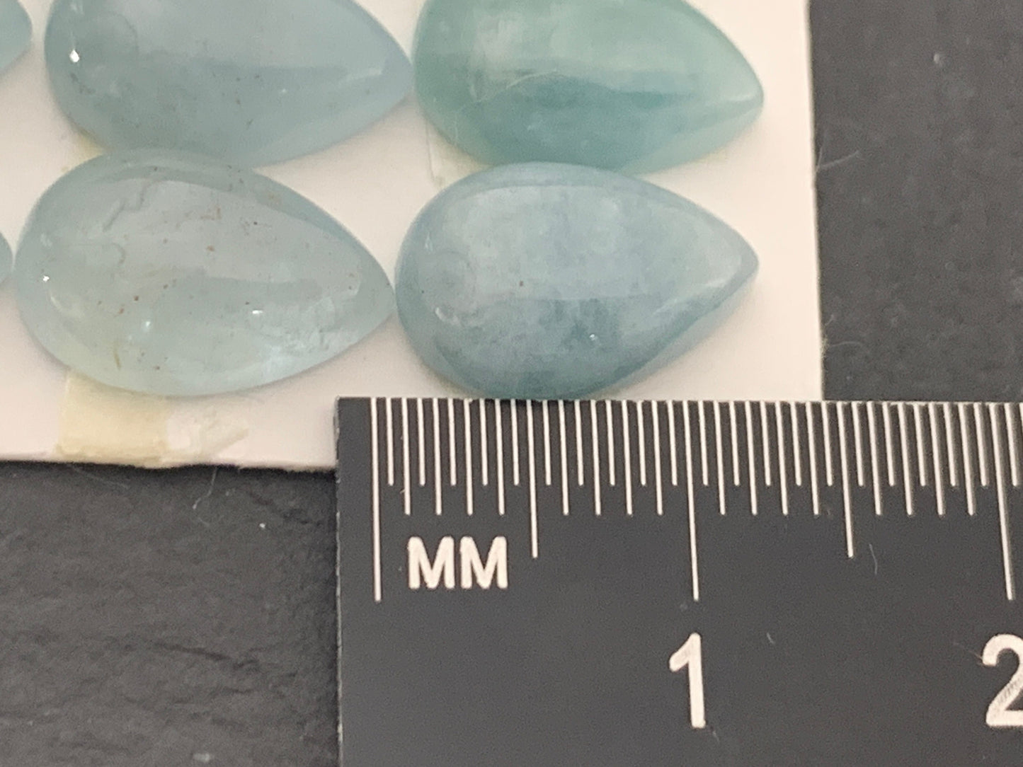 Aquamarine pear 8x12mm cabochon - Calibrated cabochons