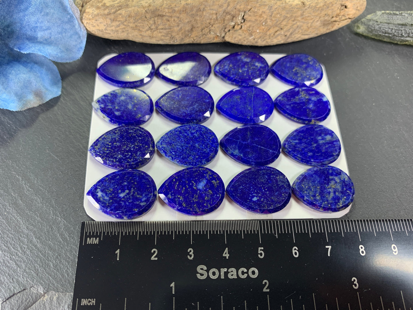 Flat Lapis Lazuli pear 15x20mm cabochon - Calibrated cabochons