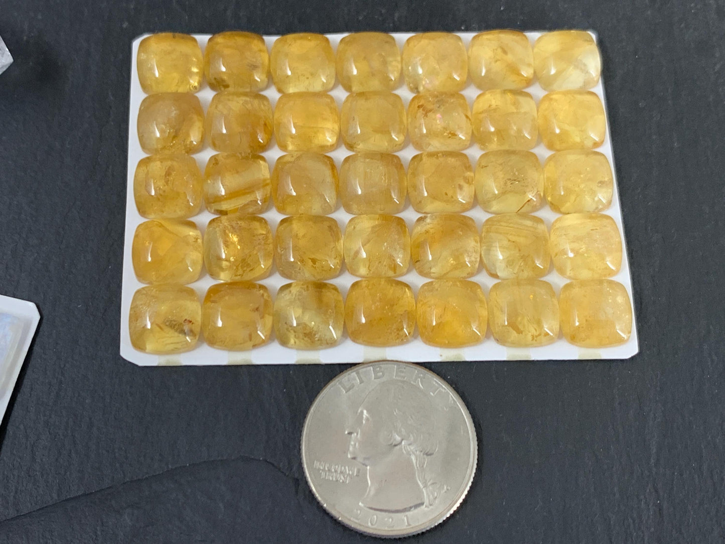 Citrine square cushion 10mm cabochon - Calibrated cabochons