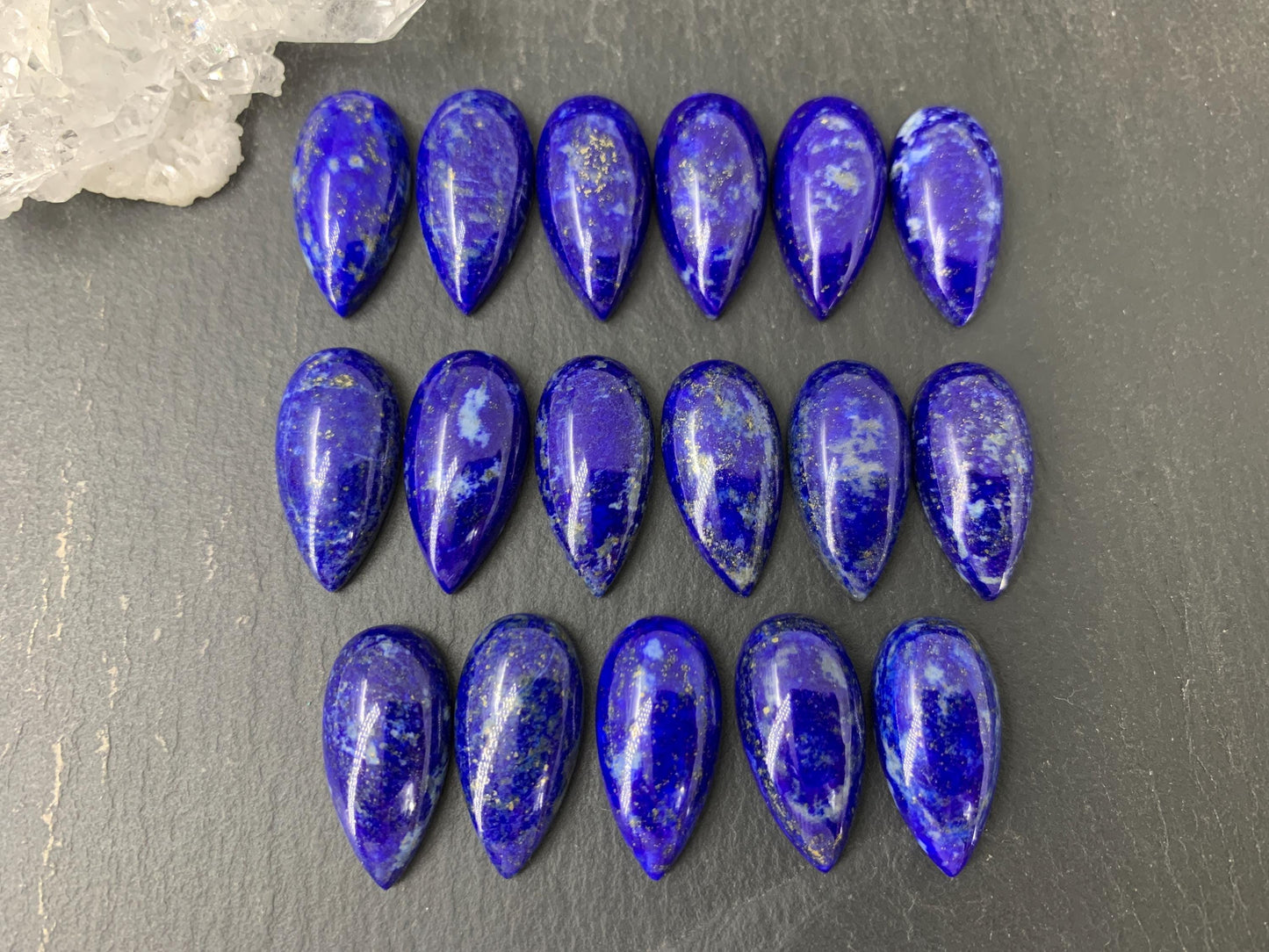 Lapis Lazuli pear 10x20mm cabochon