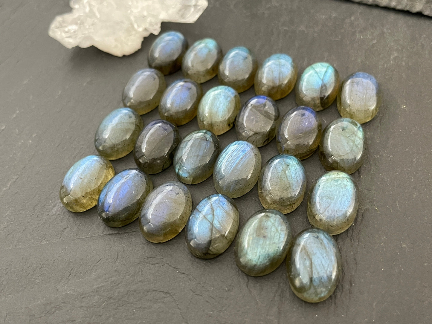 Natural Labradorite Cabochon: Oval Gemstone (10x14mm)