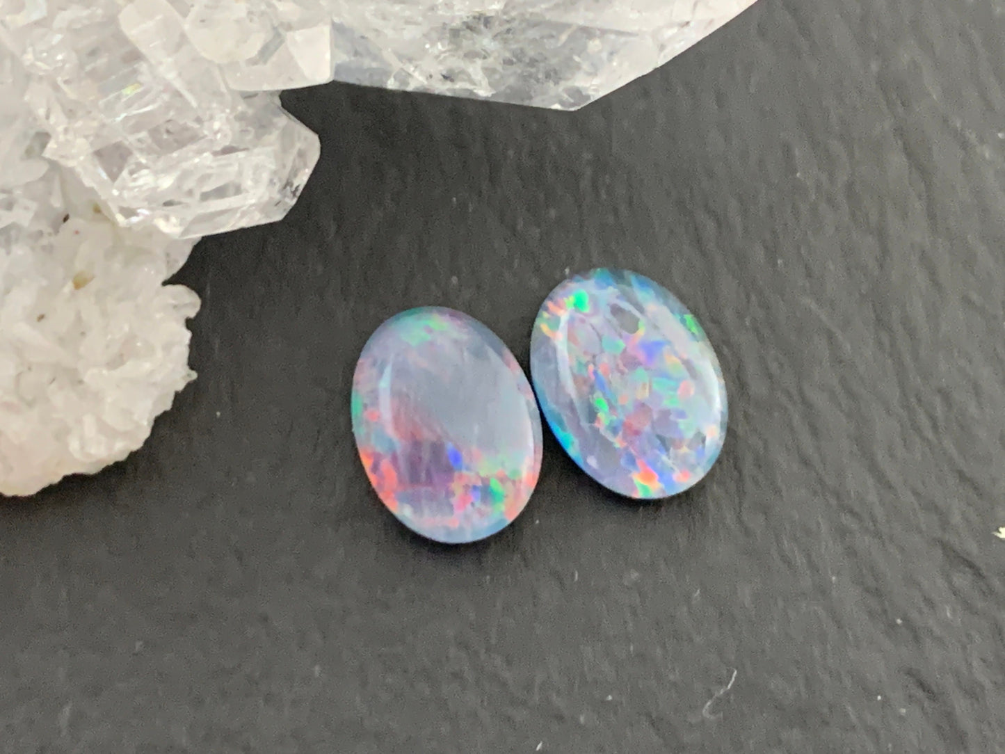 Australian Opal doublet 7x8mm cabochon