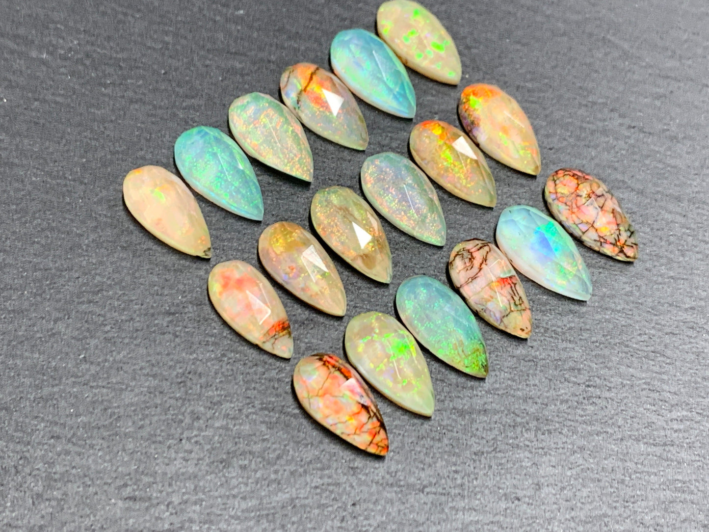 Faceted Monarch Opal pear 7x15mm cabochons - Doublet cabochons