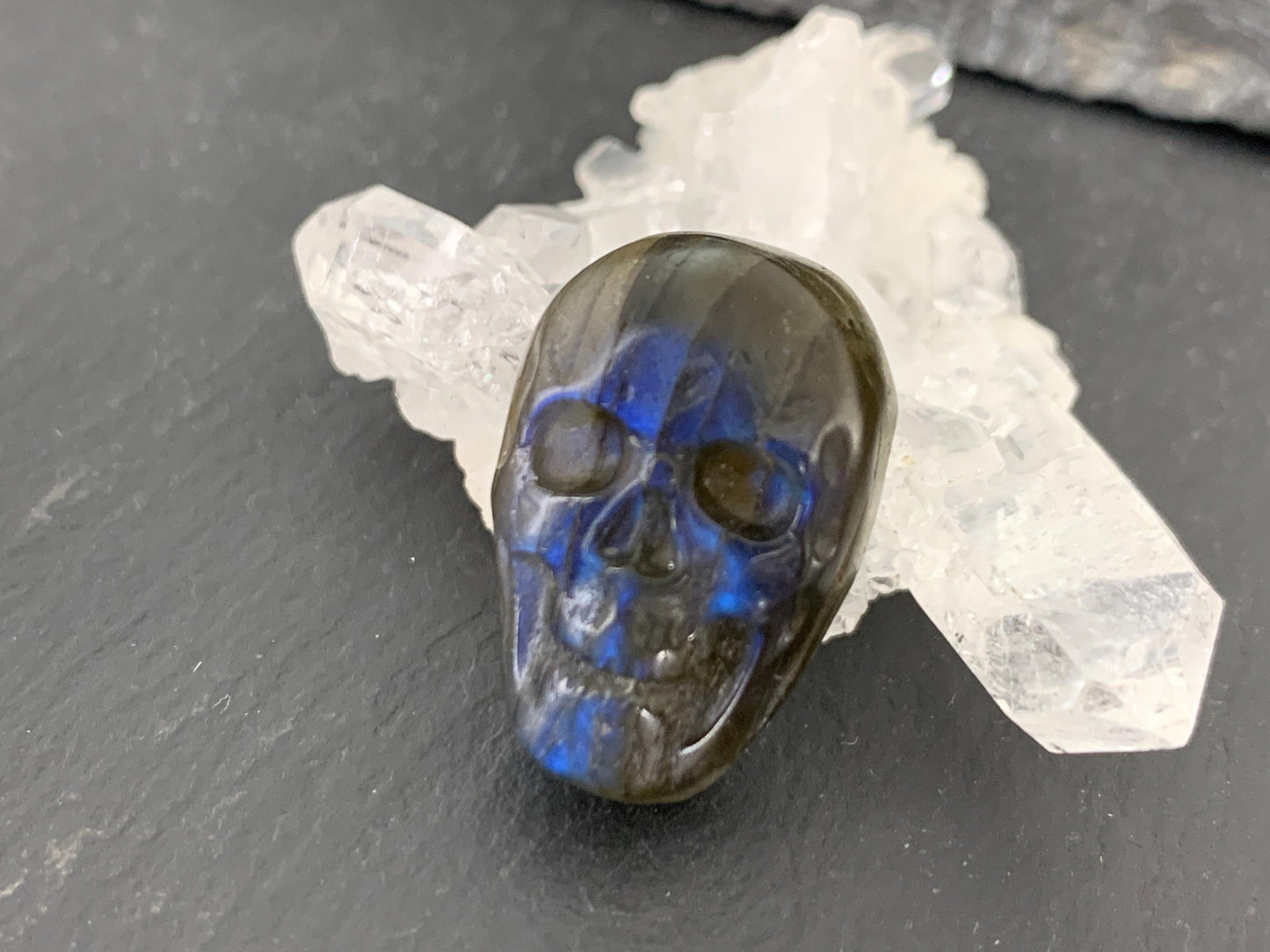 Labradorite Skull Cabochon 14x22mm, Labradorite Skull, Natural Gemstone, Halloween Jewelry, Handcrafted Accessory