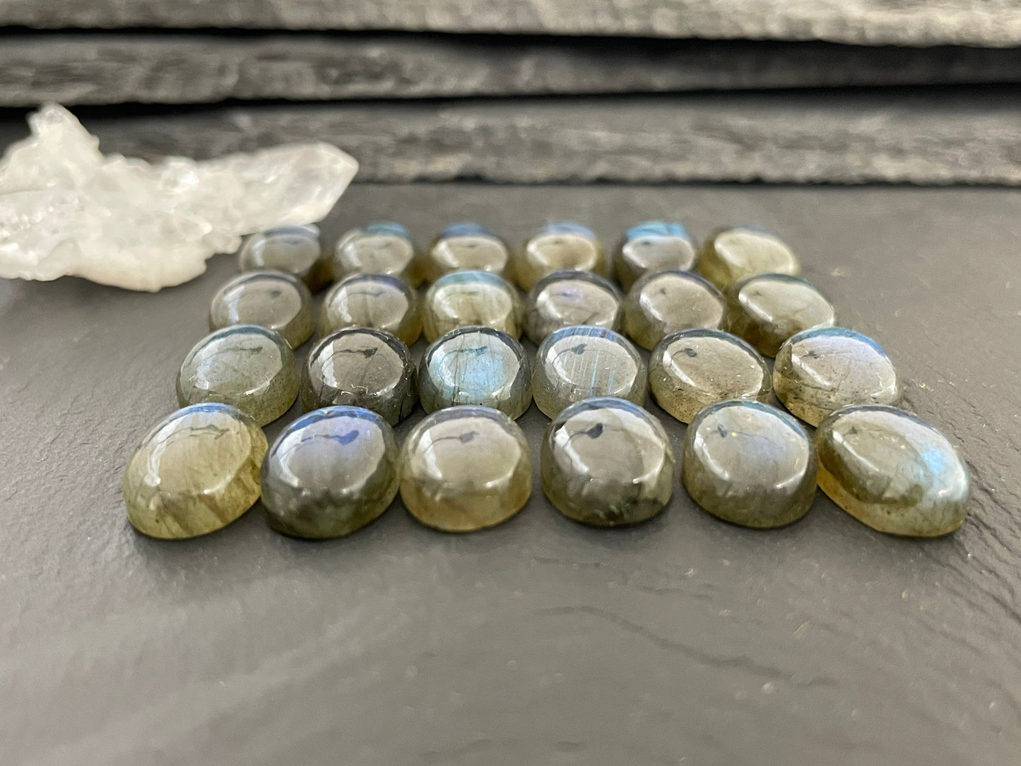 Natural Labradorite Cabochon: Oval Gemstone (10x14mm)