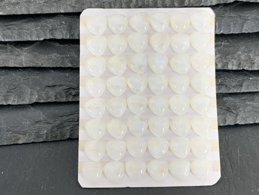 Rainbow Moonstone triangle 8mm cabochon - Calibrated Moonstone