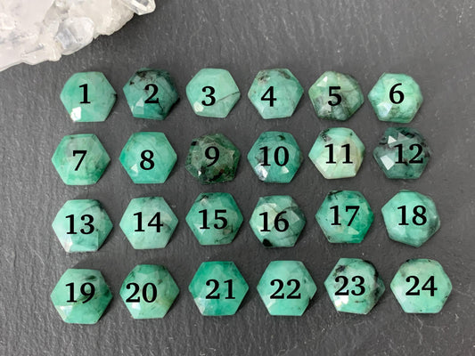 Faceted Emerald hexagon 8mm cabochon