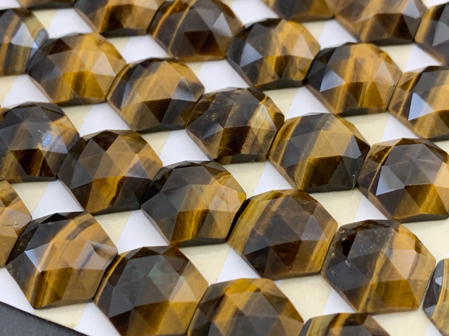 Faceted Tiger Eye hexagon 12x12mm cabochon - Calibrated cabochons