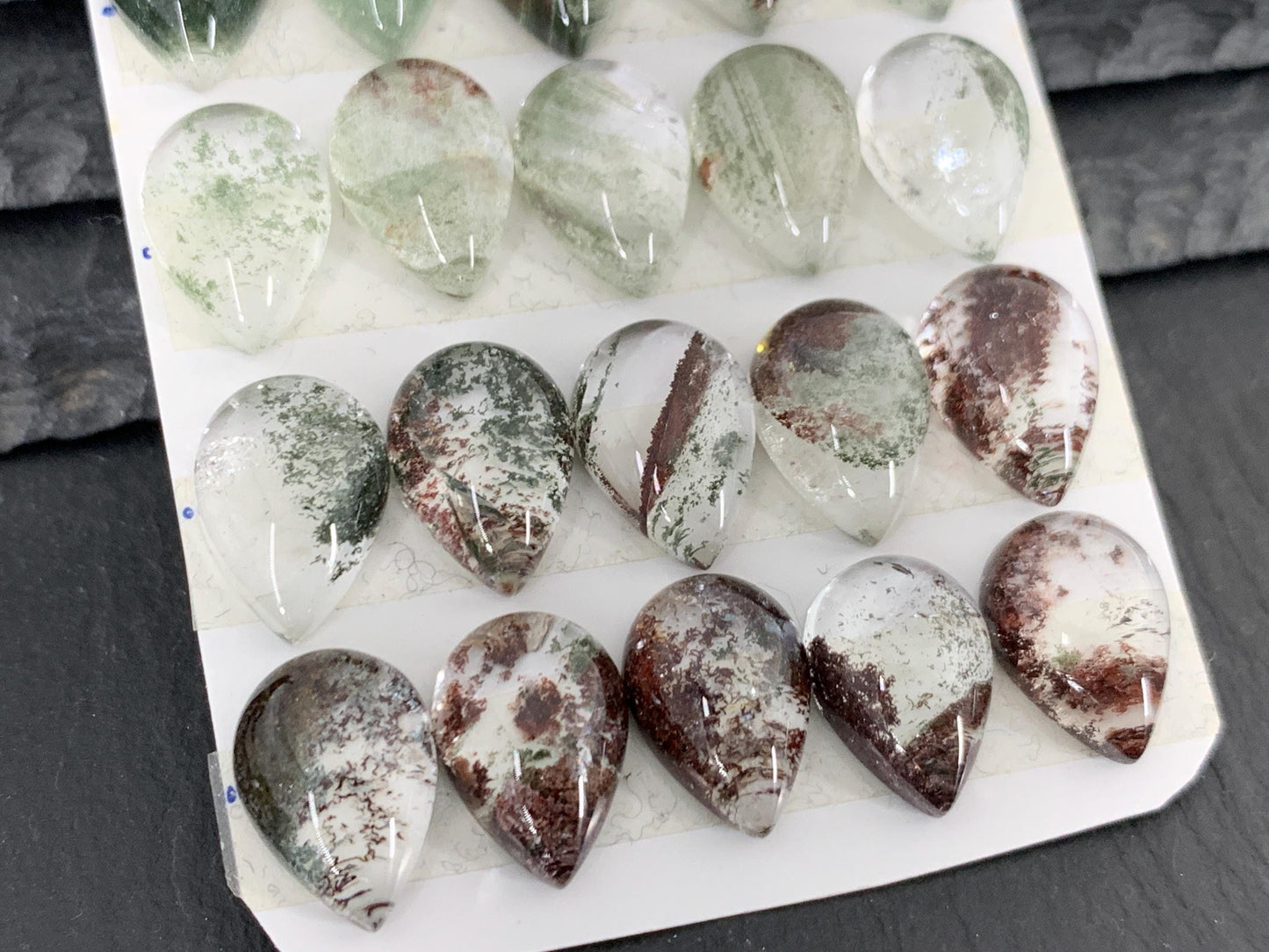 Green Phantom Crystal pear 10x14mm cabochon - Calibrated cabochons