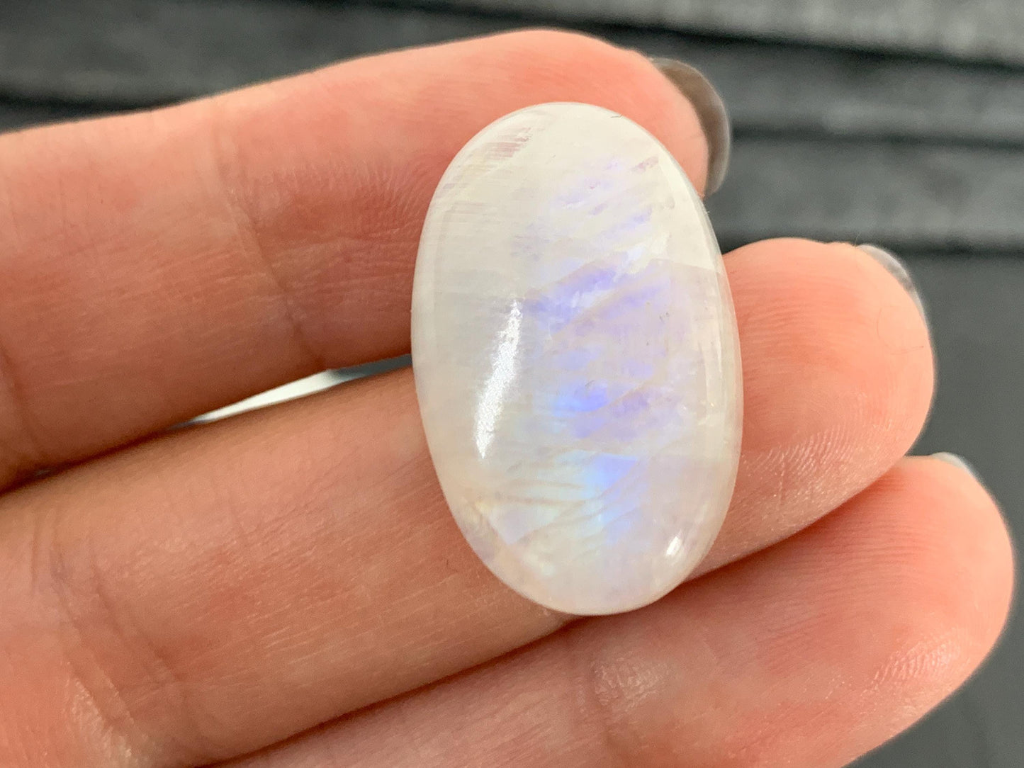 Rainbow Moonstone oval 25x16x8mm cabochon