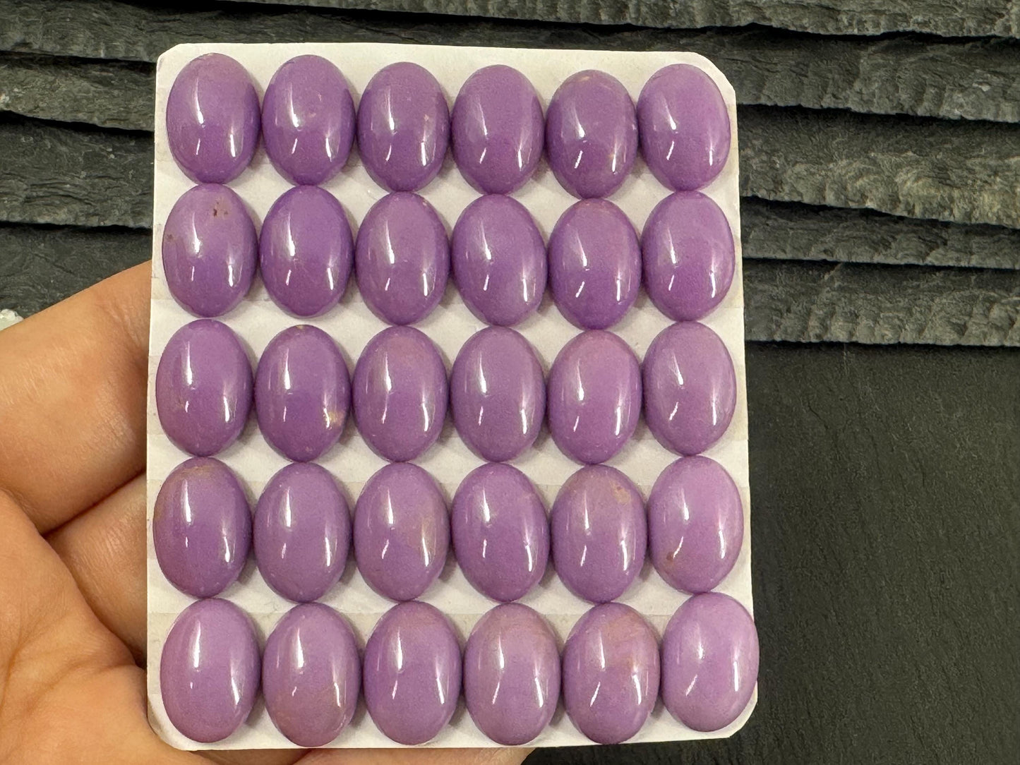 Phosphosiderite oval 10x14mm cabochon - Calibrated cabochon