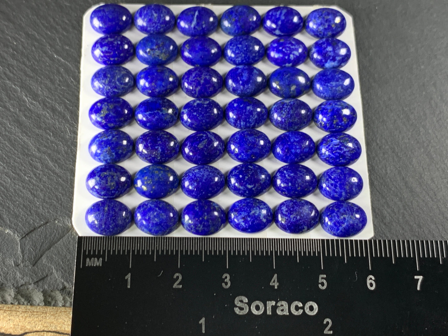 Lapis Lazuli oval 8x10mm cabochon - Calibrated cabochons