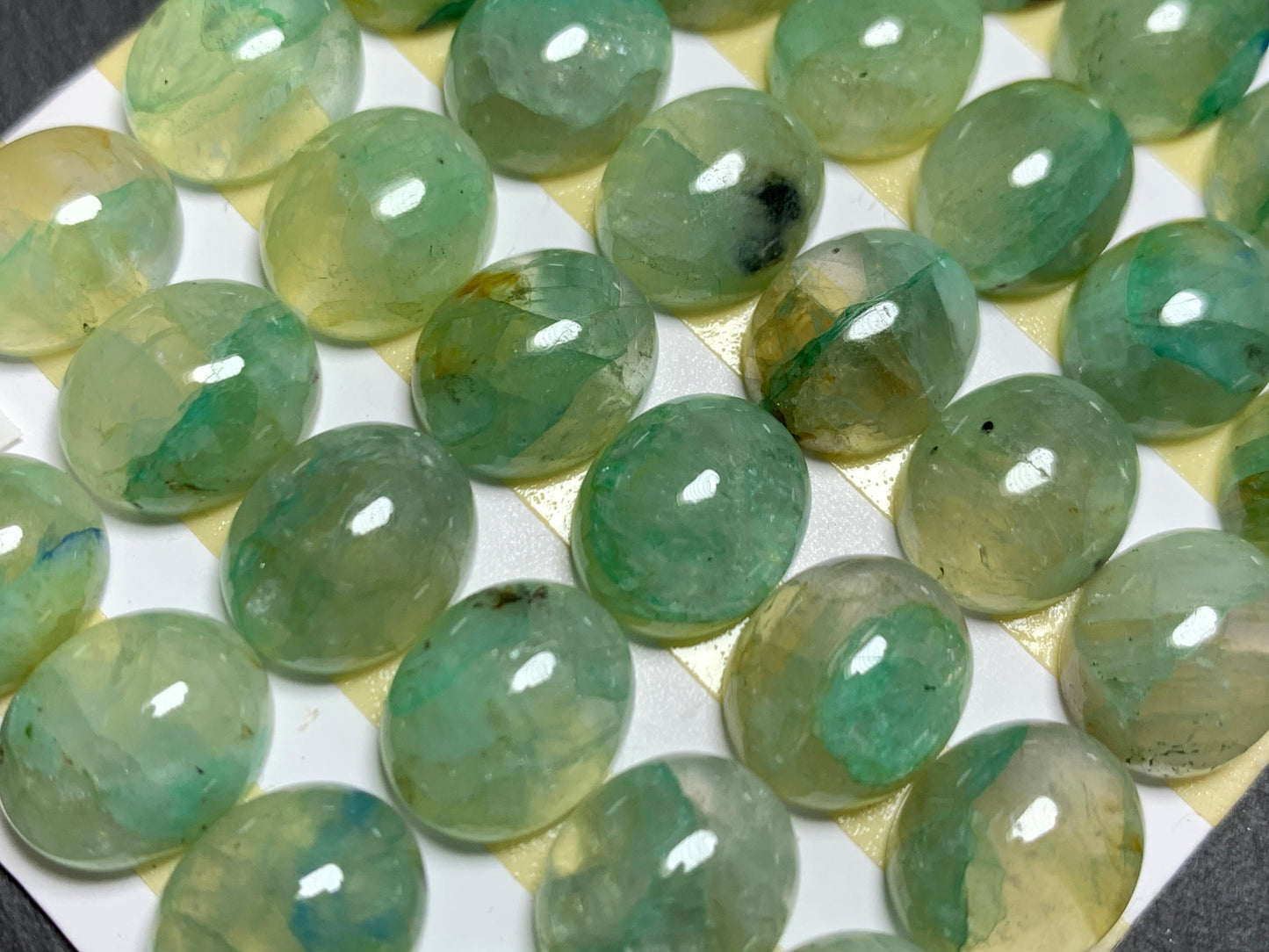 Chrysocolla Quartz oval 10x12mm cabochon - Calibrated cabochons