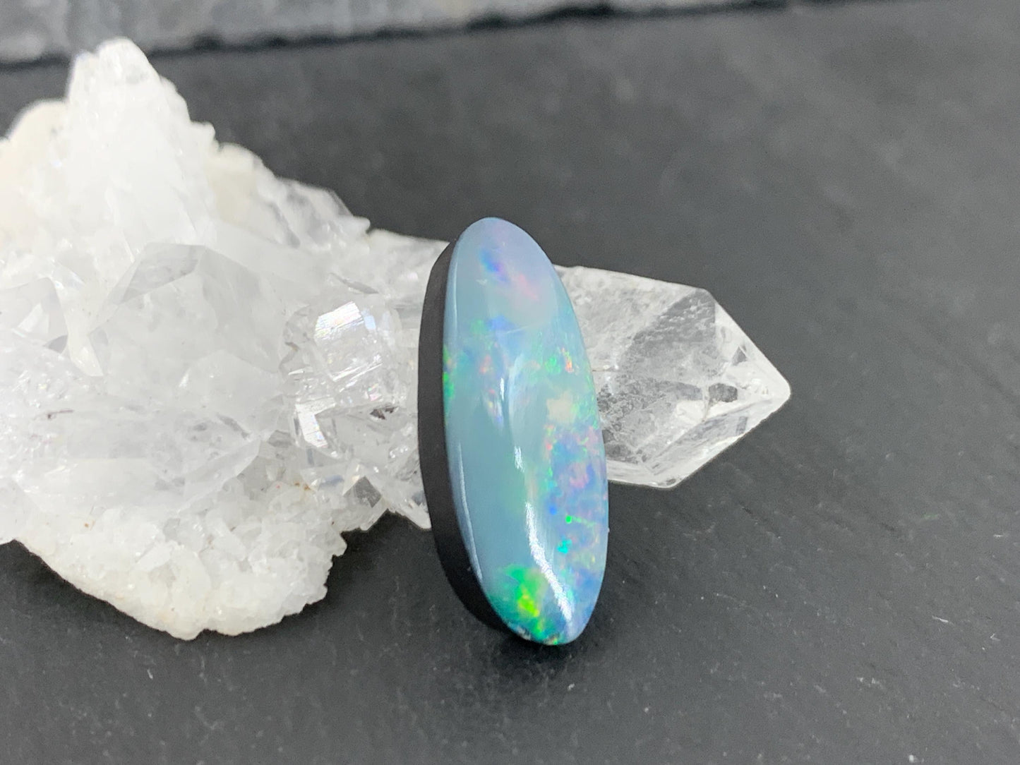 Australian Opal doublet 8x18x4mm cabochon - oval