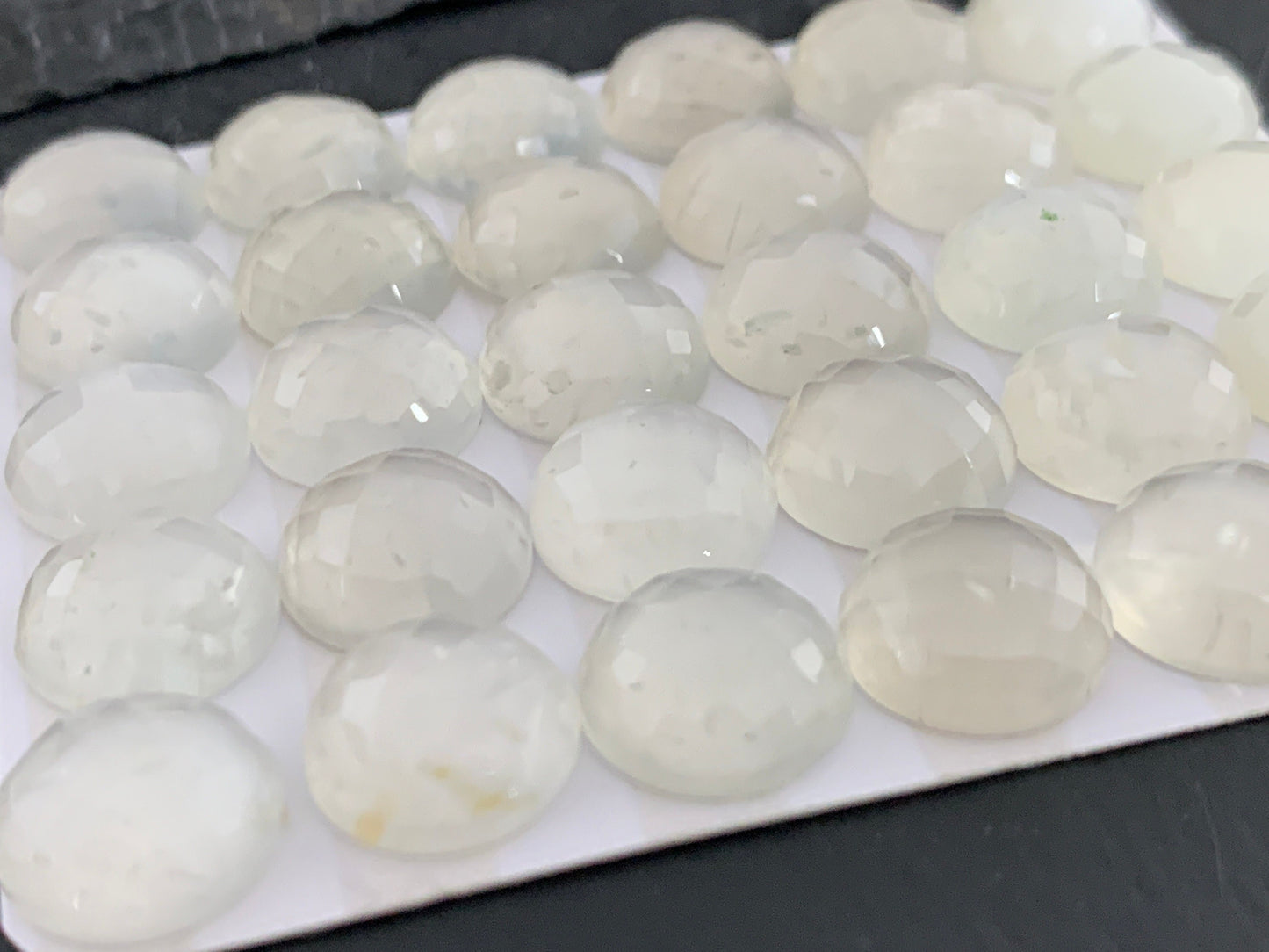 Faceted White Moonstone round 12mm cabochon - Calibrated cabochons