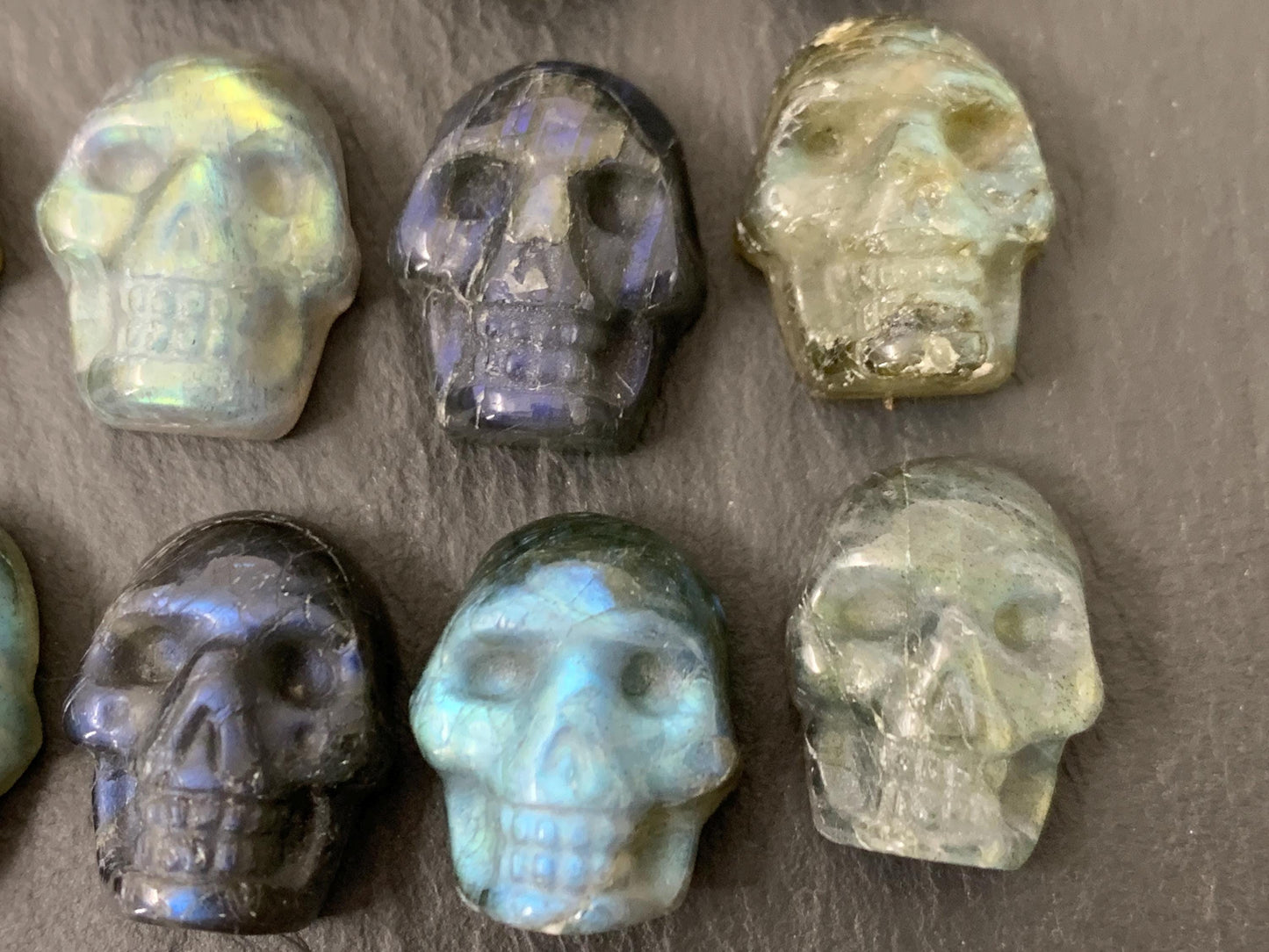 Labradorite skull 17- 18mm cabochon