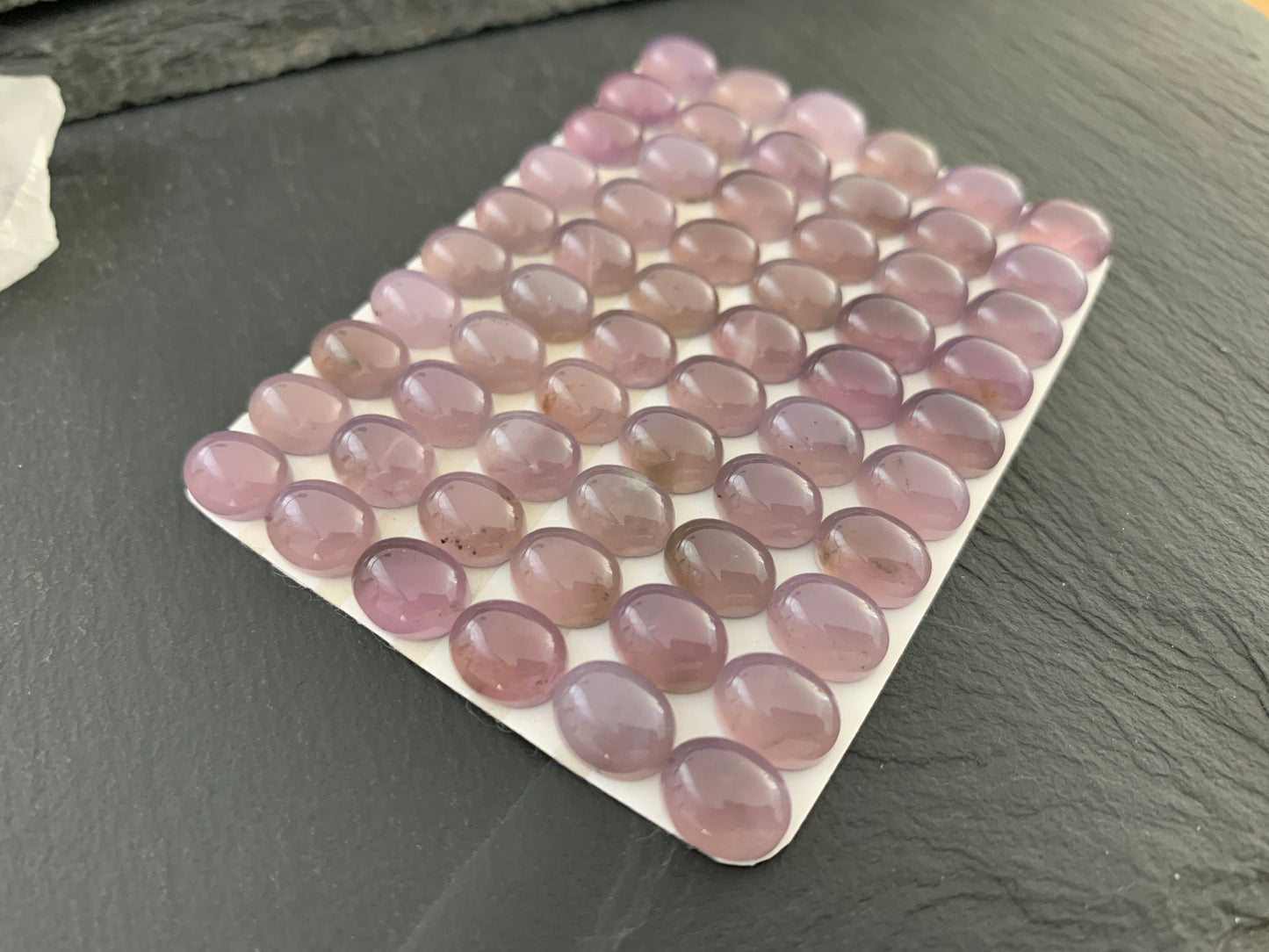 Purple Chalcedony oval 8x10mm cabochon - Calibrated cabochons