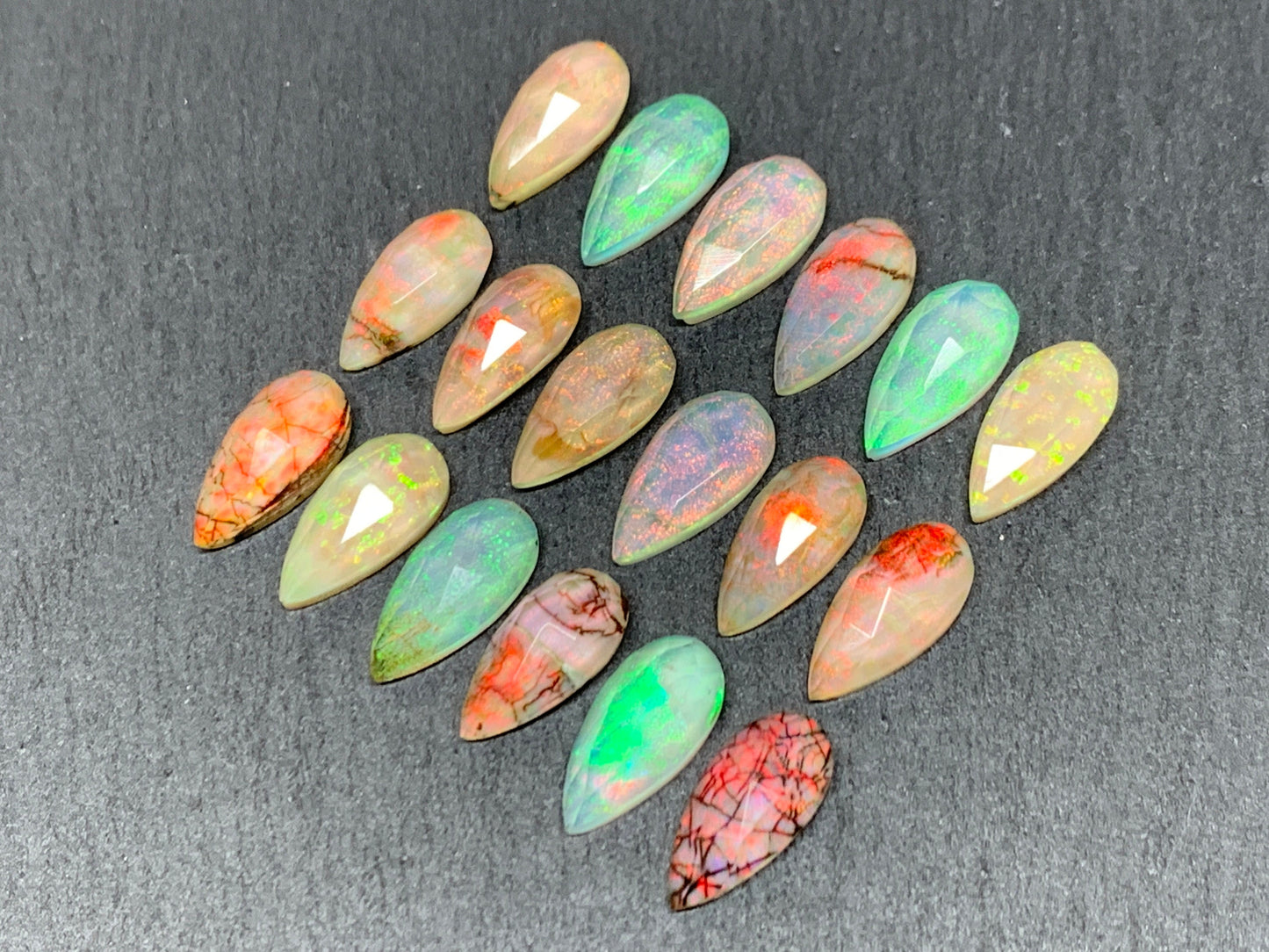 Faceted Monarch Opal pear 7x15mm cabochons - Doublet cabochons