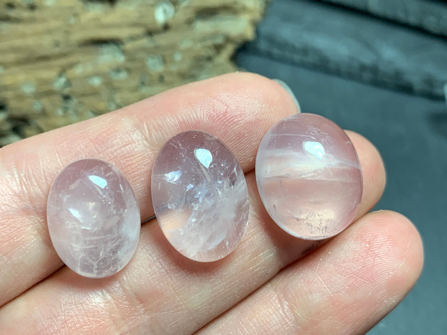 Rose Quartz oval cabochon - Calibrated cabochons