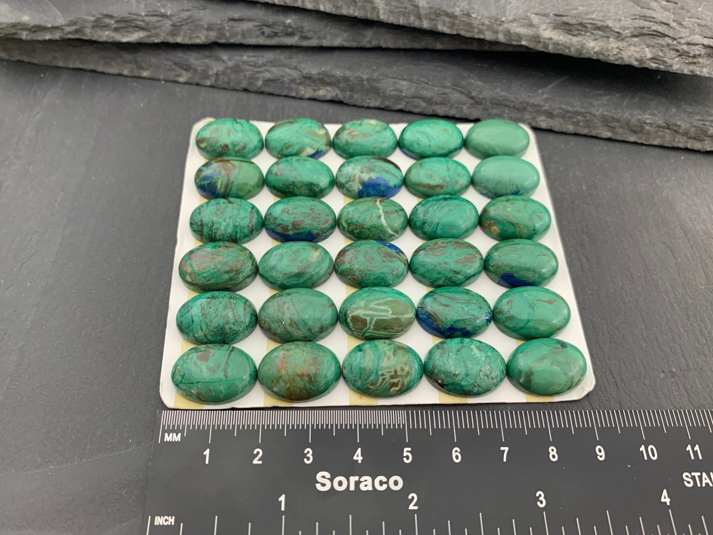 Azurite oval 13x18mm cabochon - Calibrated cabochons
