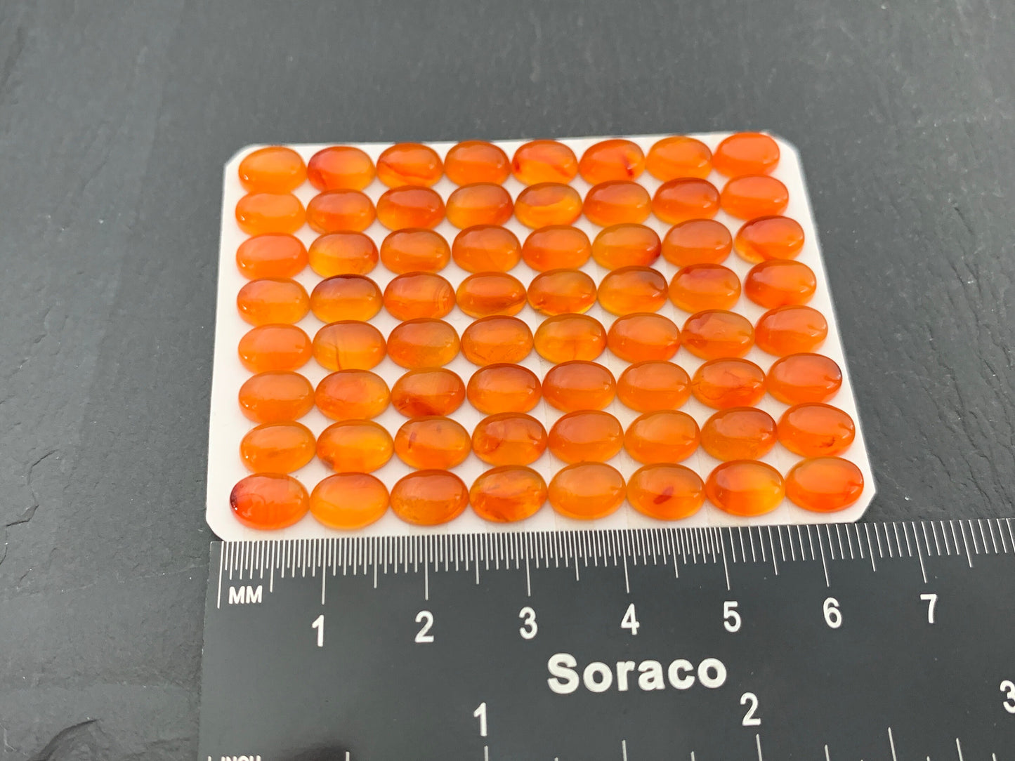Carnelian oval 6x8mm cabochon - Calibrated cabochons