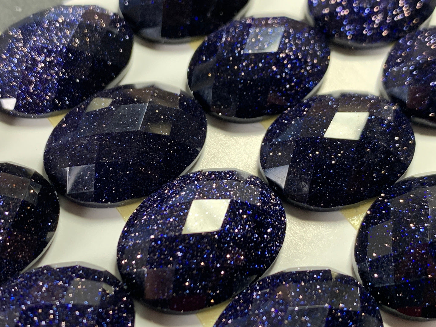 Faceted Blue Gold Sandstone oval 15x20mm cabochon - Calibrated cabochons