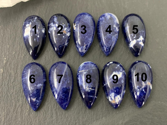 Sodalite pear 10x20mm cabochon
