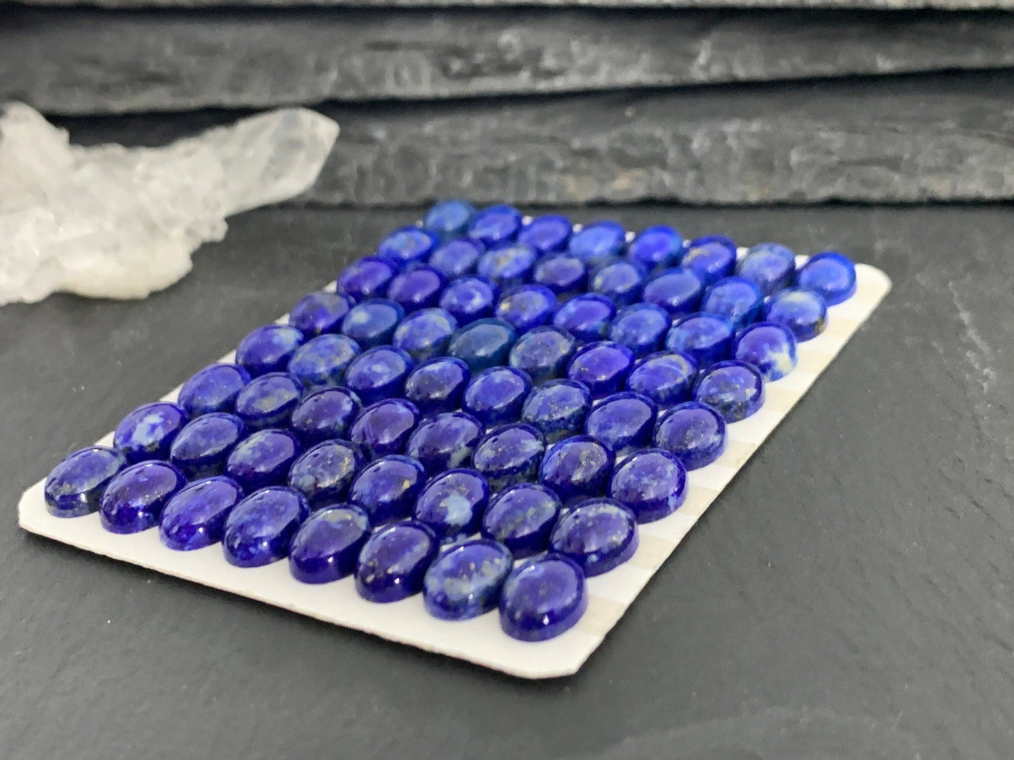 Lapis Lazuli oval 6x8mm cabochon - Calibrated cabochons