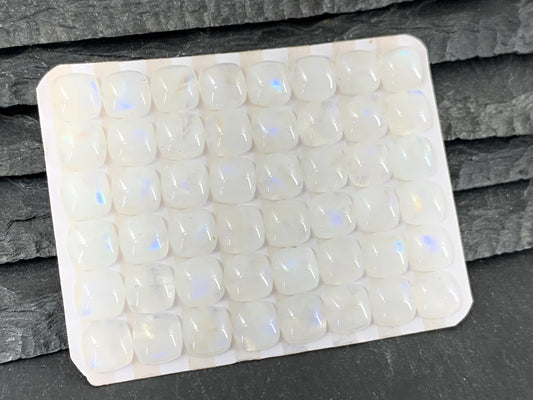 Rainbow Moonstone square cushion 8mm cabochon - Calibrated cabochons
