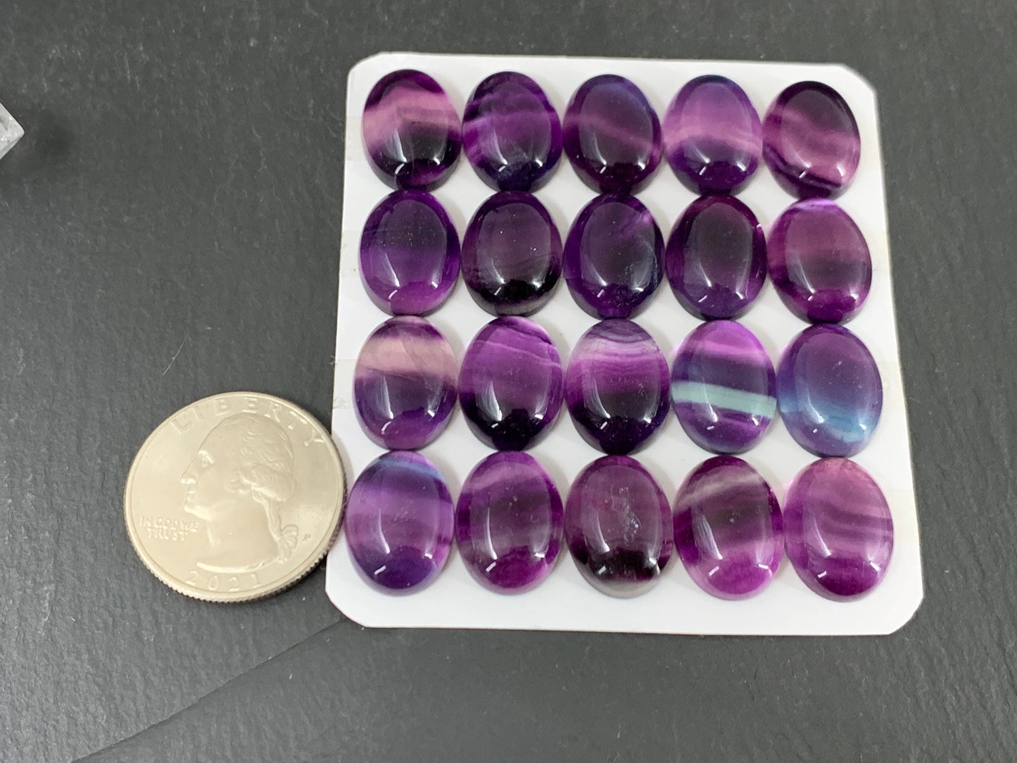 Purple Fluorite oval 12x16mm cabochon - Calibrated cabochons