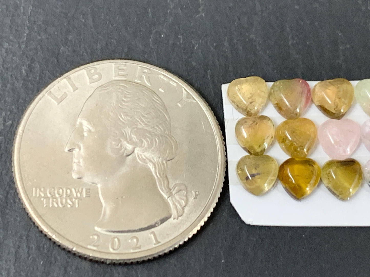 Tourmaline heart 5mm cabochon - Calibrated cabochons