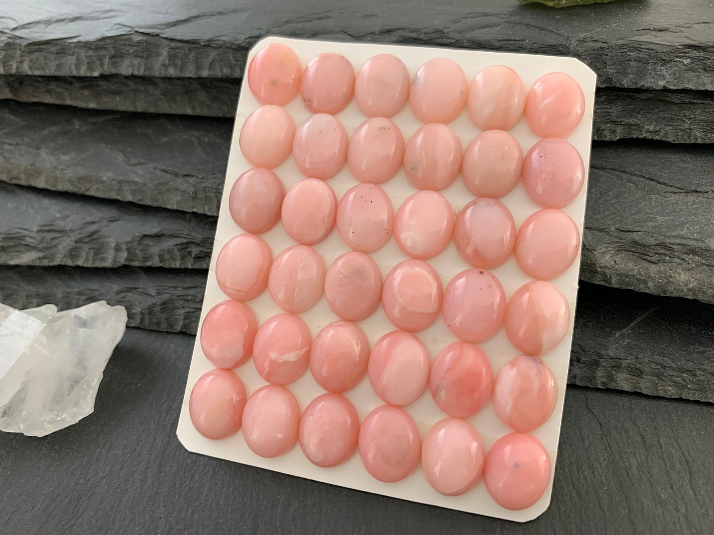 Pink Opal oval 10x12mm cabochon - Calibrated cabochons