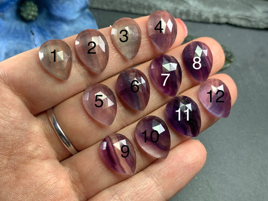 Faceted Fluorite pear 10x14mm Cabochon - Calibrated cabochons